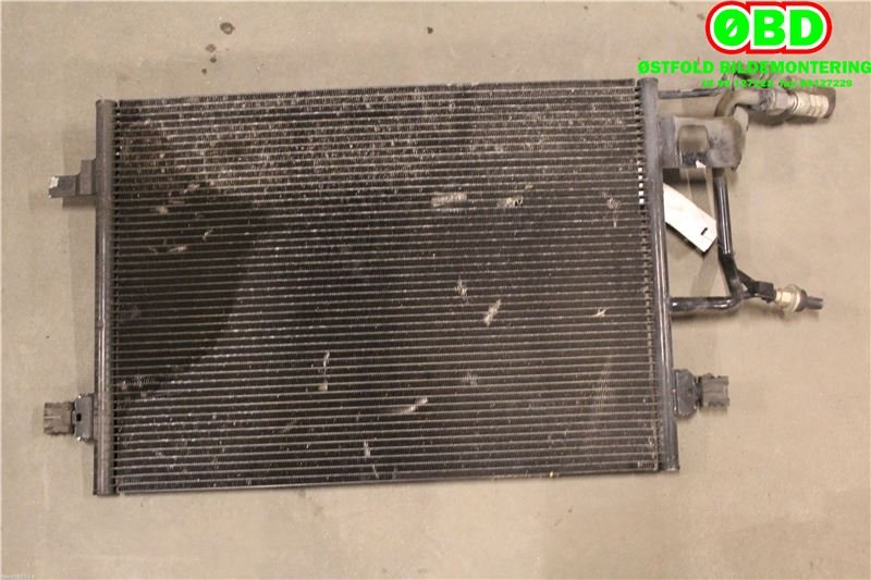Aircondition radiator til Audi A6 2001-2004 (Type II, Fase 2) (C5) (C5) (AUDI|4B0260403T|)