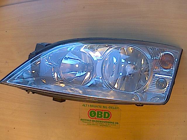 Frontlykt venstre halogen til Ford Mondeo 2001-2007 (Type III) (FORD|1435624|)
