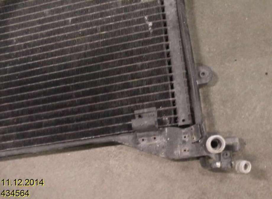 Aircondition radiator til Mercedes E-Klasse 1995-2000 (Fase 1) (W210) (W210) (A 210 830 04 70|)