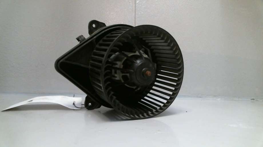 Varmeapparat motor til Opel Vivaro A 2001-2006 (OPEL|91158686|4409447|)
