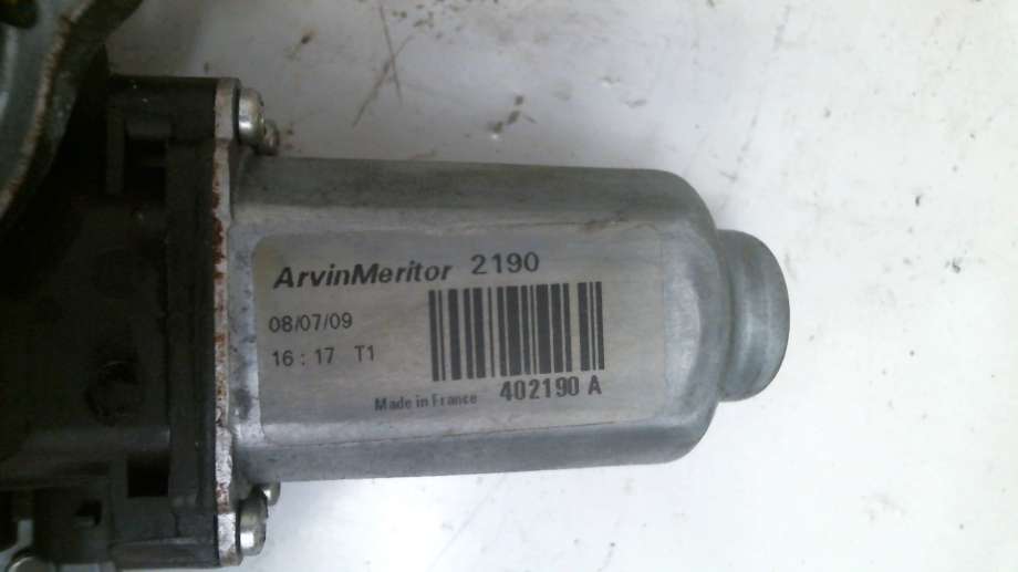 Ruteheis til Nissan Qashqai 2007-2010 (Type I, Fase 1)  (NISSAN|402190A|)