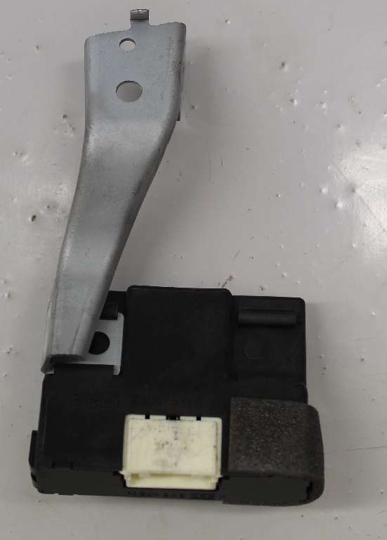 Rele diverse til Toyota Prius 2009-2016 (Type III) (COMBI) (COMBI) (TOYOTA|8978447010|)