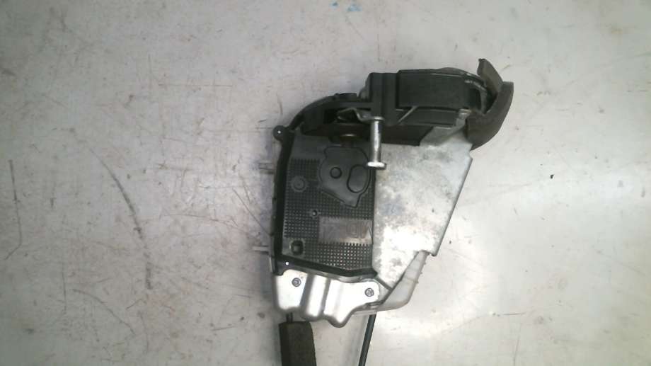 Låsekasse høyre bak til Toyota Prius 2009-2016 (Type III) (COMBI) (COMBI) (TOYOTA|6905047070|)