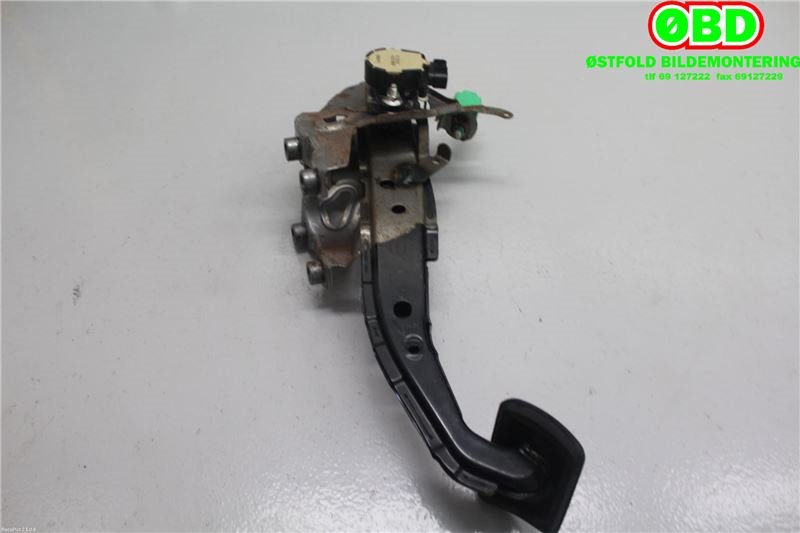 Pedal gass/brems/clutch til Toyota Prius 2009-2016 (Type III) (COMBI) (COMBI) (TOYOTA|4710175021|)