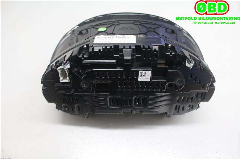Instrumentpanel til Mercedes C-Klasse 2014-2018 (Fase 1) (W205) (W205) (Mercedes 205|A 205 900 99 15|A 253 900 98 05|2059009915)