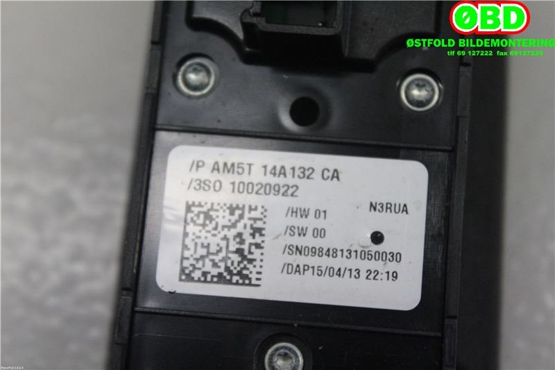 Bryter ruteheis til Ford Kuga 2013-2019  (FORD|2033142||AM5T14A132CA)