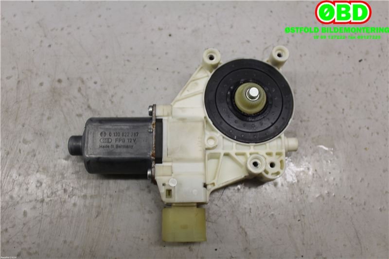 Ruteheis til Ford Kuga 2013-2019  (FORD||0130822287|6M2114A389B)