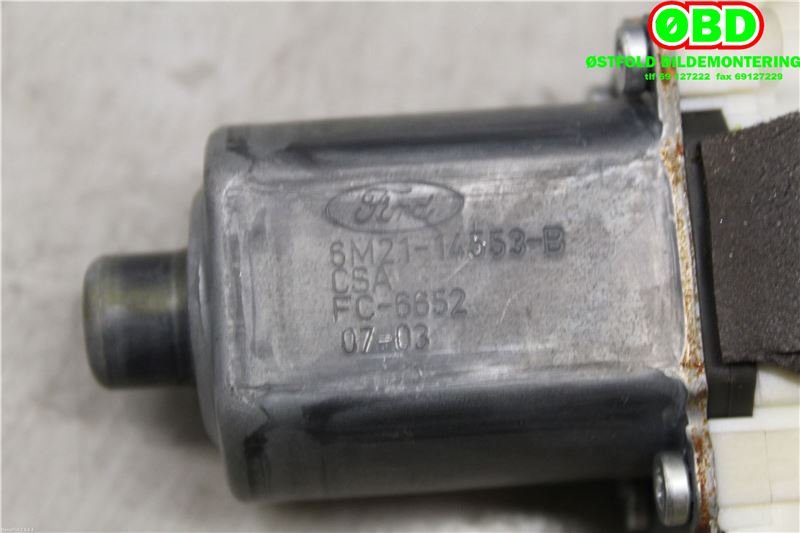Ruteheis til Ford Kuga 2013-2019  (FORD||0130822286|6M2114553B)
