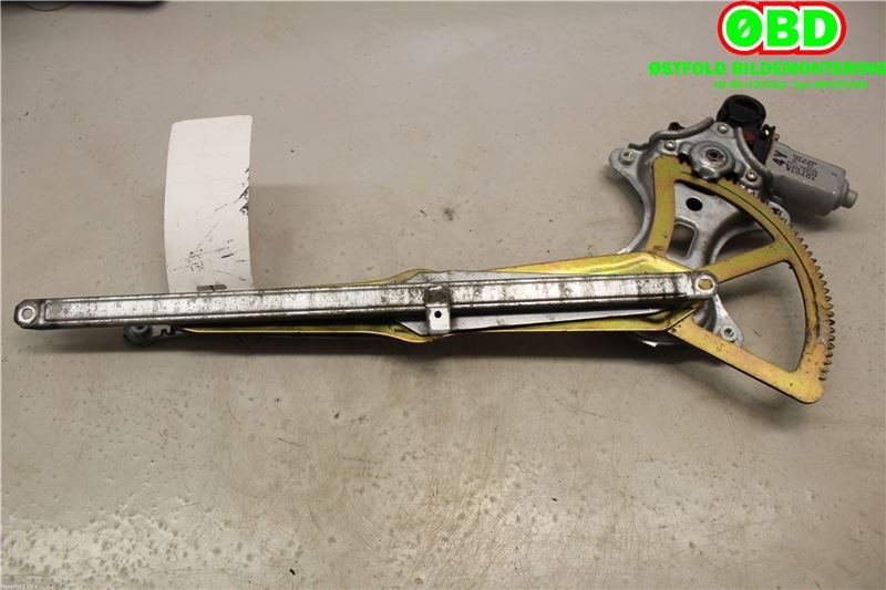 Ruteheis venstre foran til Toyota RAV4 2000-2006 (Type II)  (TOYOTA|6980242050|)