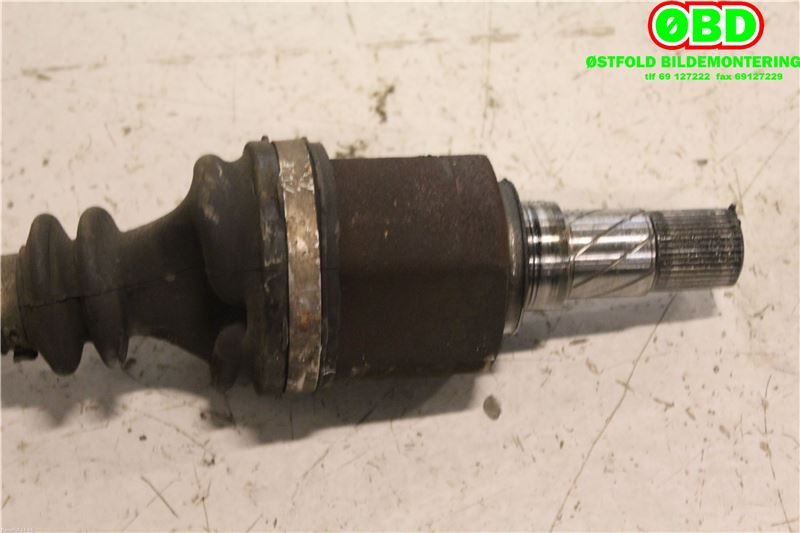 Drivaksel venstre foran til Renault Scenic 2003-2009 (Type II)  (RENAULT|8200198016|)
