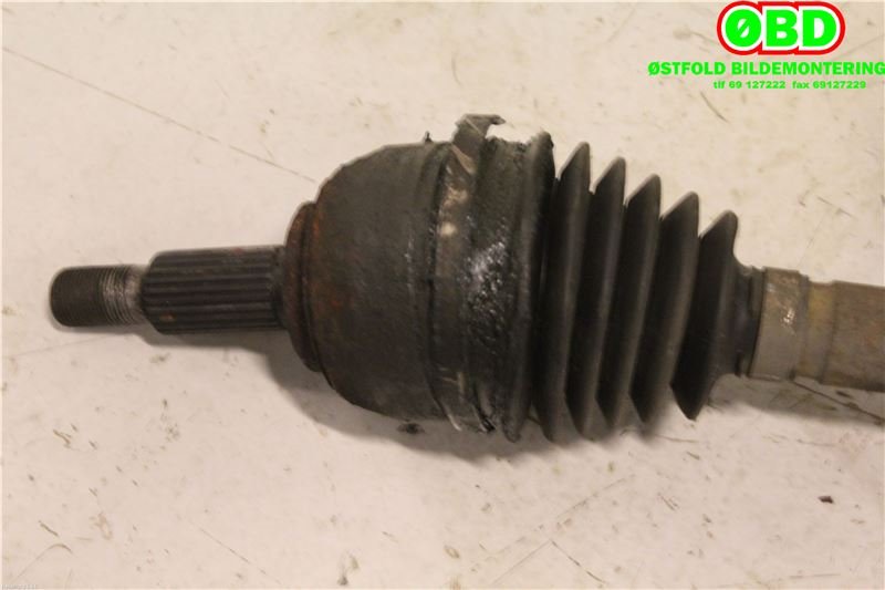 Drivaksel høyre foran til Renault Scenic 2003-2009 (Type II)  (RENAULT|8200436366|8200790517|)