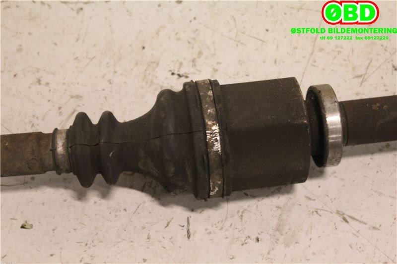 Drivaksel høyre foran til Renault Scenic 2003-2009 (Type II)  (RENAULT|8200436366|8200790517|)
