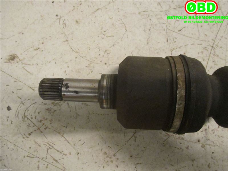 Drivaksel venstre foran til Peugeot Partner 2002-2008 (Type I, Fase 2)  (PEUGEOT|32726W|3272FP|)