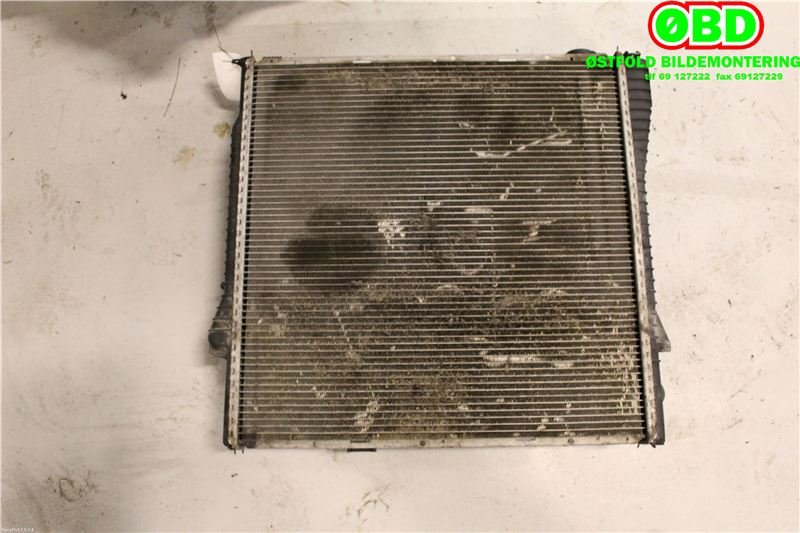 Radiator (automat gir) til BMW X5 2000-2006 (E53) (E53) (BMW|17107544668|17117788387)