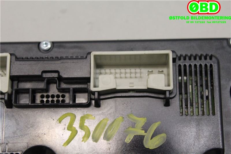 Varmeapparat betjening til VW Touran 2010-2015 (Type I, Fase 3)  (VOLKSWAGEN|5K0 907 044 GK||5K0907044ES)