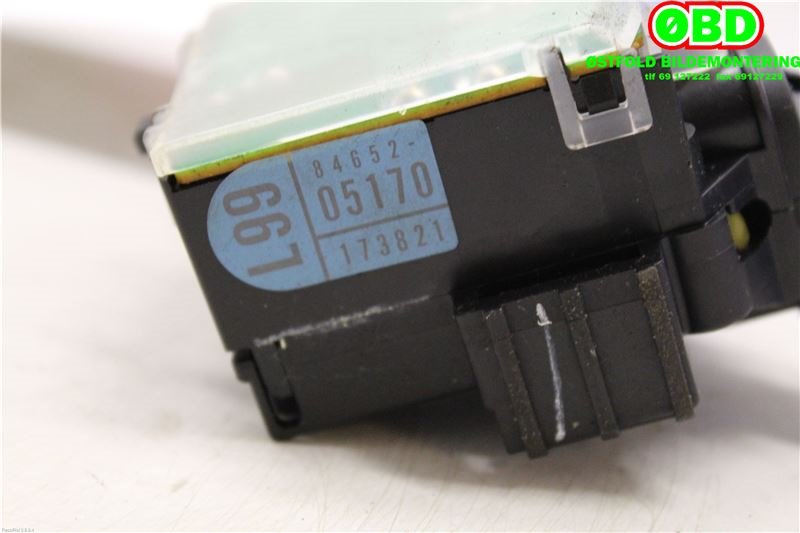 Bryter visker til Toyota Avensis 2003-2008 (Type II)  (TOYOTA|8465205170|)