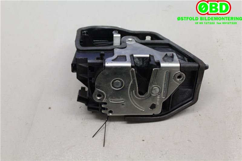 Låsekasse høyre bak til BMW 5-Serie 2003-2010 (E60/E61) (E60/E61) (BMW|51 22 7 202 148||7167070)