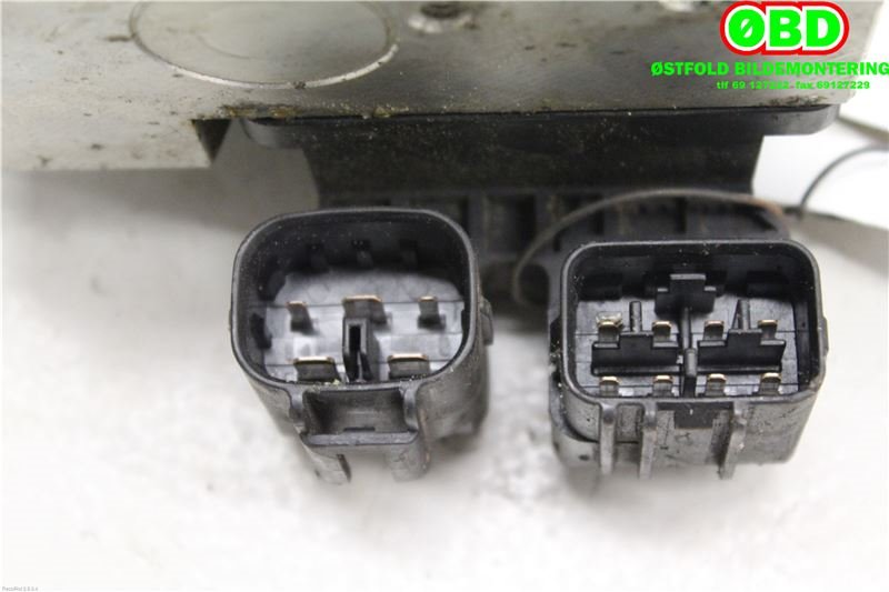 ABS sentral til Toyota RAV4 1994-2000 (Type I)  (4451042020|1330004000|)