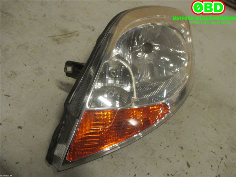 Frontlykt venstre halogen til Renault Trafic, 2006-2014  (RENAULT|8200701352)