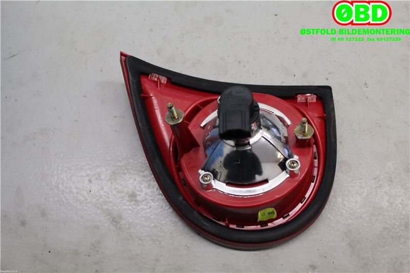 Baklykt venstre indre til VW Golf V, Combi 2003-2008  (VOLKSWAGEN|1K6 945 093 E|)