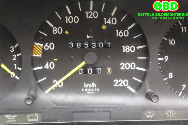 Instrumentpanel til Mercedes 124 1986-1995 (W124) (W124) (A 124 540 90 47|)
