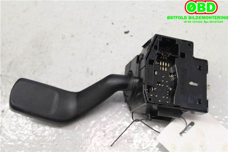 Bryter blink til Ford Transit 2006-2013  (FORD|1383686||6C1T13335AA)