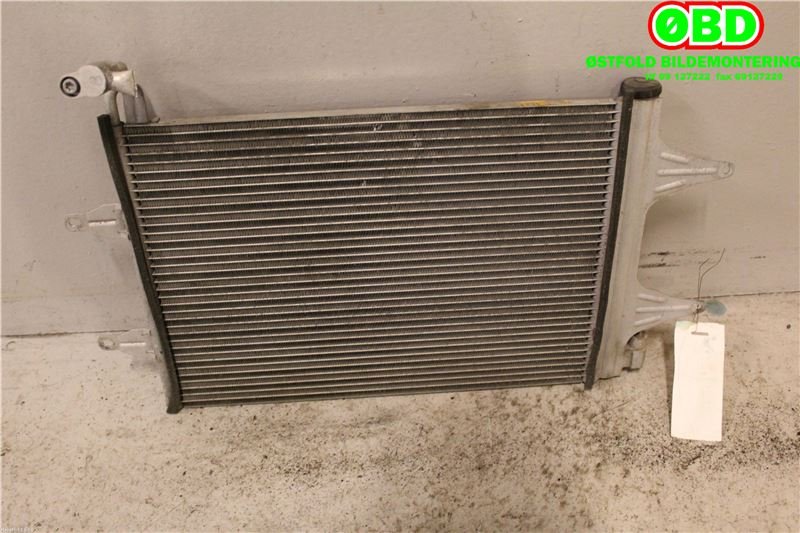 Aircondition radiator til Škoda Fabia 2007-2010 (Type II, Fase 1)  (SKODA|6Q0 820 411 K|)