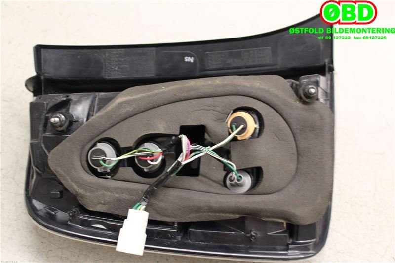 Baklykt høyre til Toyota Prius 2009-2016 (Type III) (COMBI) (COMBI) (8155147090|8155147091|)