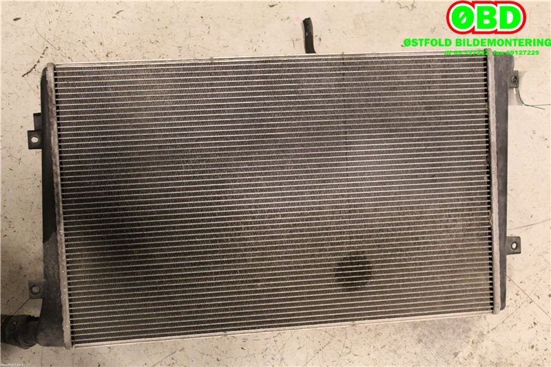 Radiator (manuell gir) til VW Passat 2005-2010 (B6) (B6) (VOLKSWAGEN|1K0 121 251 AK||3C0121253S)