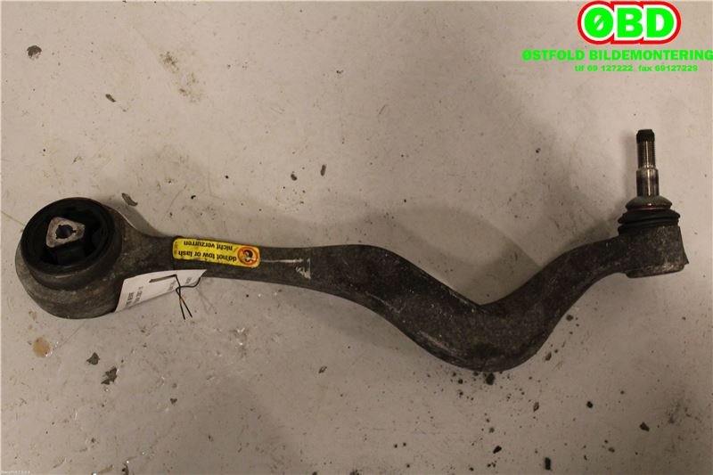 Bærebru høyre foran nedre til BMW 5-Serie 2003-2010 (E60/E61) (E60/E61) (BMW|31102348046|)