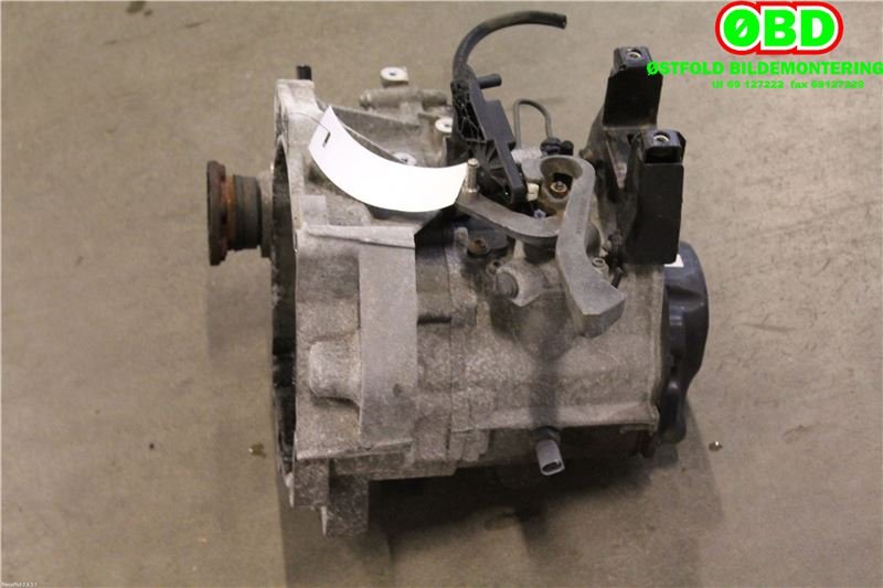 Girkasse manuell til Škoda Fabia 2007-2010 (Type II, Fase 1)  (SKODA|02T 300 057 C|02T 300 020 A|)