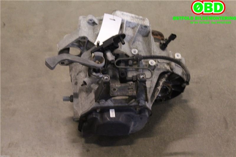Girkasse manuell til Škoda Fabia 2007-2010 (Type II, Fase 1)  (SKODA|02T 300 057 C|02T 300 020 A|)