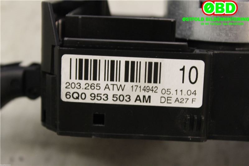 Bryter blink til VW Polo 2002-2005 (Type IV, Fase 1)  (VOLKSWAGEN|6Q0 953 513 D||6Q0953503AM)