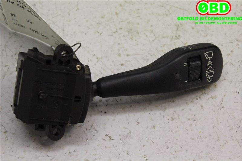 Bryter visker til BMW 3-Serie 1998-2005 (E46) (E46) (BMW||8363664)