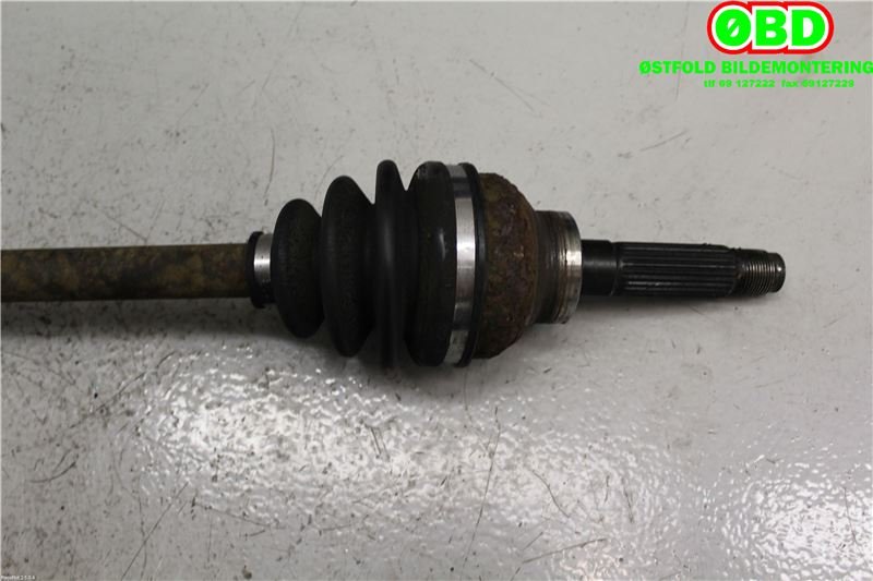 Drivaksel høyre bak til Subaru Forester 1997-2002 (Type I) (SUBARU|28021FC000|)