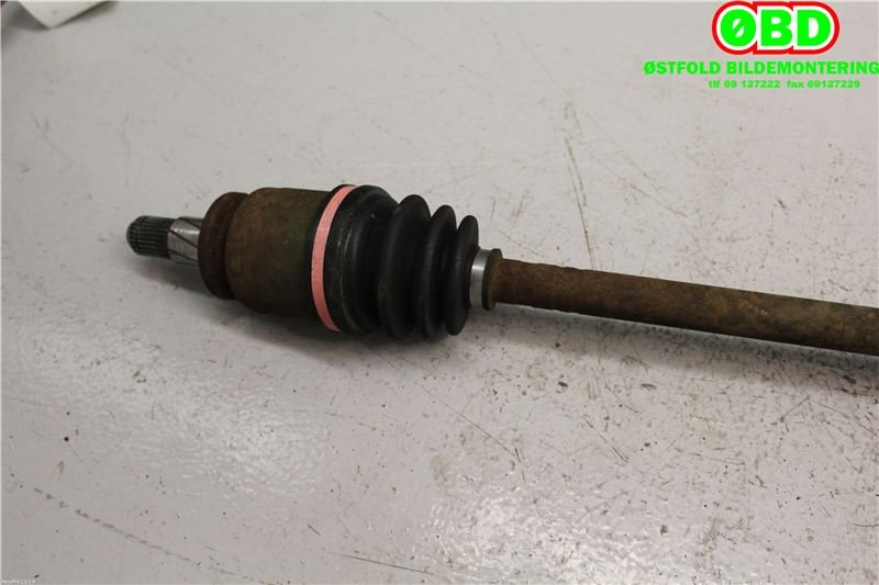Drivaksel høyre bak til Subaru Forester 1997-2002 (Type I) (SUBARU|28021FC000|)