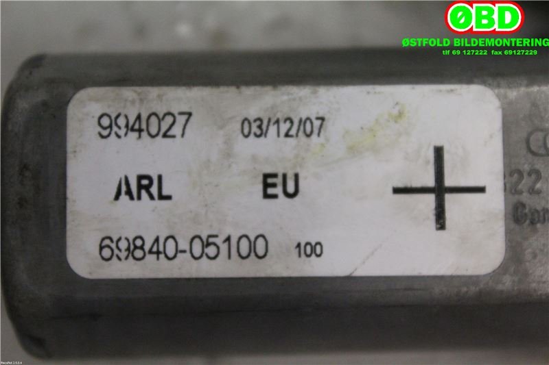 Ruteheis venstre bak til Toyota Avensis 2003-2008 (Type II)  (TOYOTA|6984005100|)