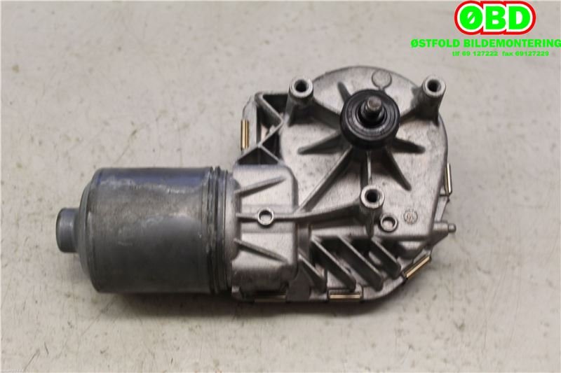 Viskermotor frontrute til Mercedes E-Klasse 2009-2013 (Fase 1) (W212) (W212) (MERCEDES||1397220567)