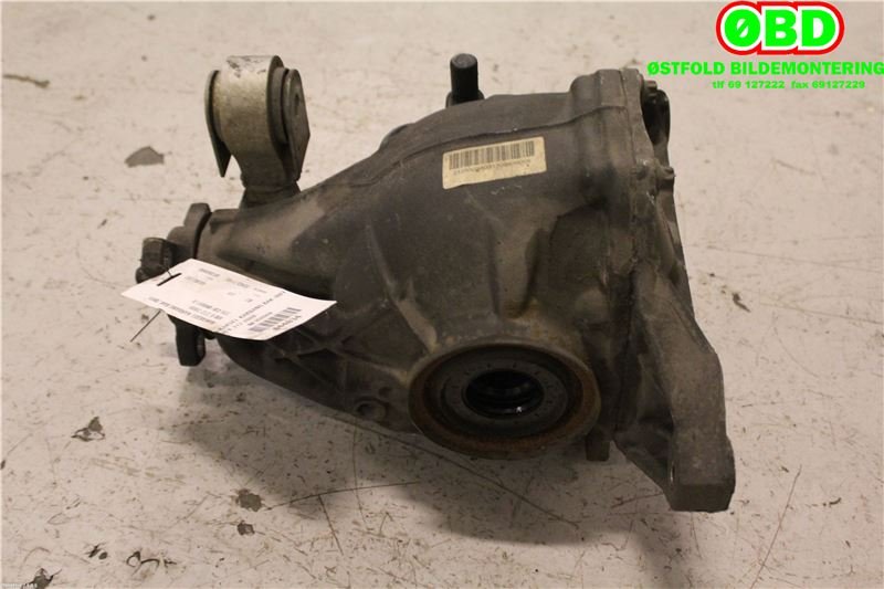 Kardang klokke bak til Mercedes E-Klasse 2009-2013 (Fase 1) (W212) (W212) (MERCEDES|A 204 350 01 14|)