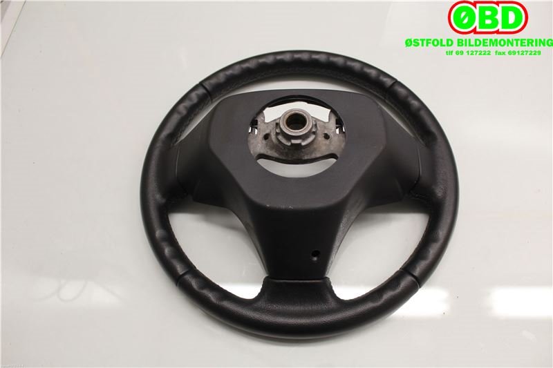 Ratt til Toyota Yaris 2006-2009 (Type II, Fase 1)  (TOYOTA|451000D140B1|)