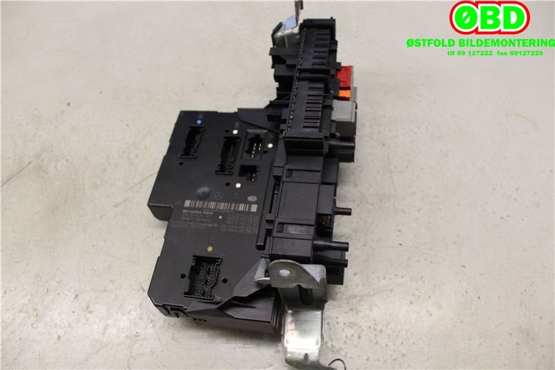 Sikringsboks til Mercedes E-Klasse 2009-2013 (Fase 1) (W212) (W212) (MERCEDES|A 212 900 00 04|A 212 906 06 05|2129000004)