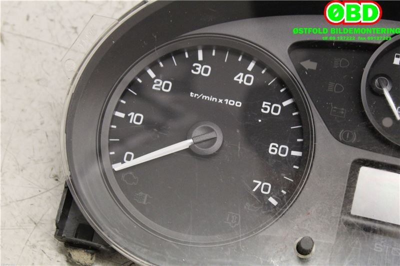 Instrumentpanel til Peugeot Partner 2008-2015 (Type II, Fase 1)  (PEUGEOT|9666904880|9801642280|)