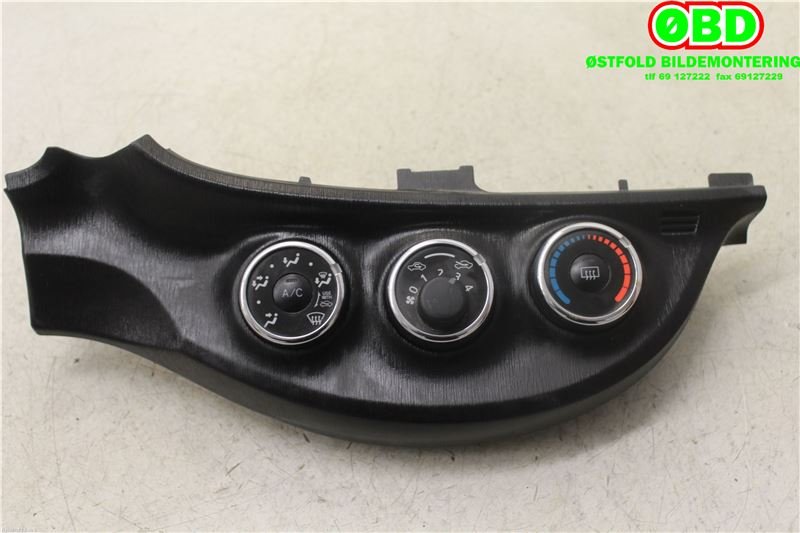 Varmeapparat betjening til Toyota Yaris 2012-2014 (Type III, Fase 1)  (TOYOTA|)