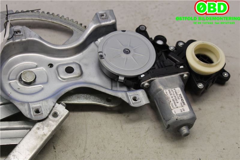 Ruteheis til Toyota Verso 2009-2016 (Type III)  (TOYOTA|698200F020|)