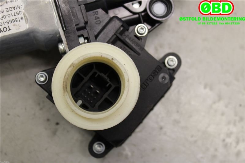 Ruteheis til Toyota Verso 2009-2016 (Type III)  (TOYOTA|698200F020|)
