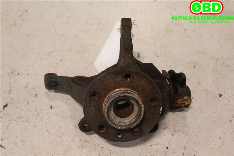 Hjulspindel venstre foran til Renault Trafic 2001-2006  (RENAULT|8200224358|8200630474|)