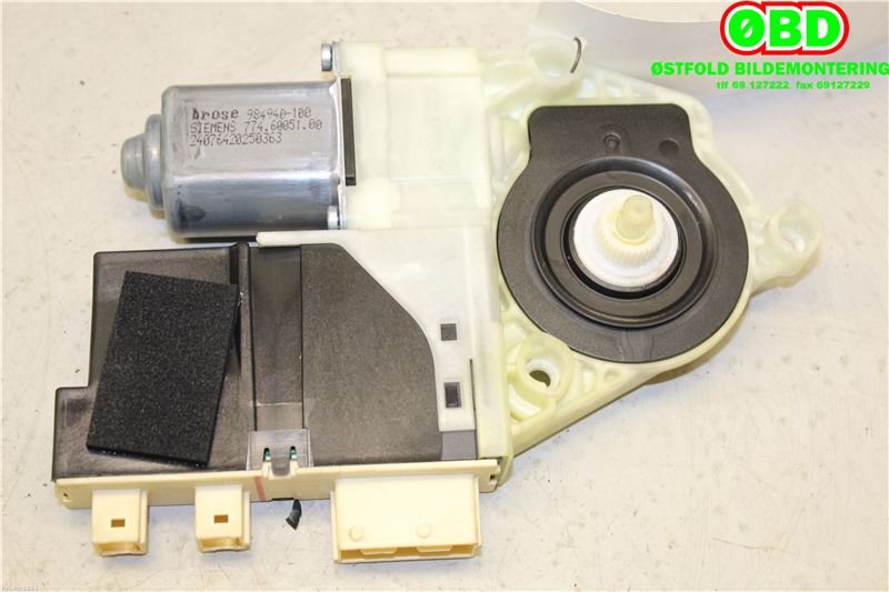 Ruteheis høyre foran til Citroën C4 2004-2011 (Type I)  (CITROEN|9222R4|9222AX|9647441780)