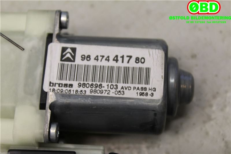Ruteheis høyre foran til Citroën C4 2004-2011 (Type I)  (CITROEN|9222R4|9222AX|9647441780)