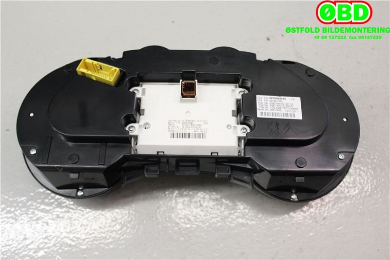 Instrumentpanel til Peugeot 5008 2010-2017 (Type I) (PEUGEOT|9666626080|9805170680|9876464480)