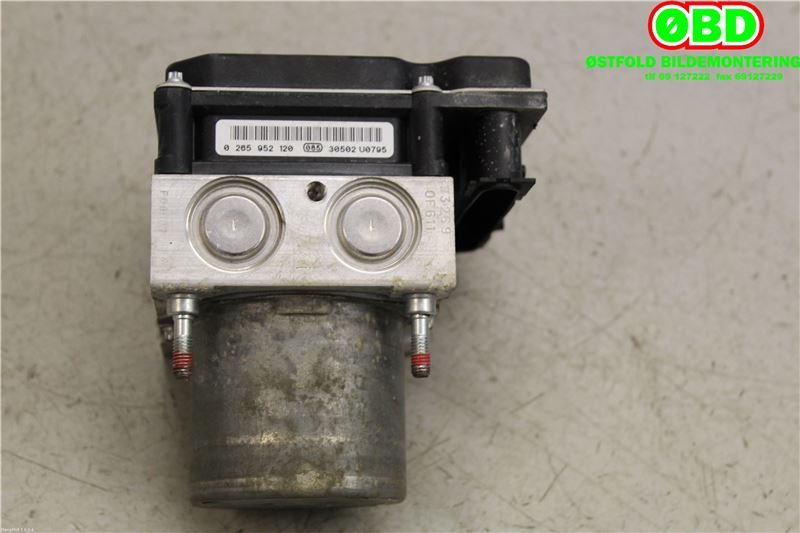 ABS sentral til Toyota Avensis 2009-2015 (Type III, Fase 1) (TOYOTA|4405005240|0265252485|4454005130)